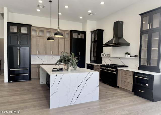 Property at 6931 E Teton Cir, Mesa, AZ 85207, 3 beds, 3.5 baths