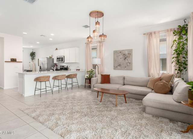 Property at 3168 W Cedar Ridge Rd, Phoenix, AZ 85083, 3 beds, 2 baths