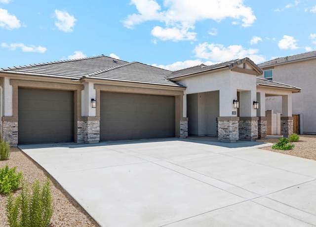 Property at 9911 S Caballo Dr, Apache Junction, AZ 85120, 5 beds, 3 baths