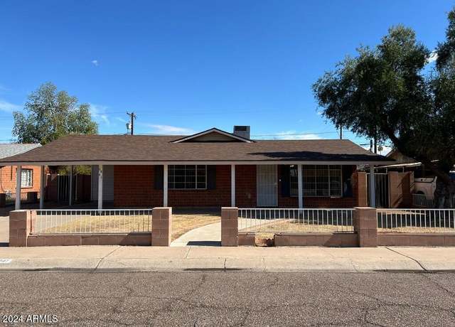 Property at 6841 N 36th Dr, Phoenix, AZ 85019, 3 beds, 1.75 baths