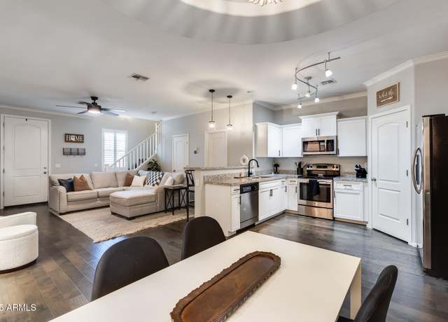 Property at 2061 E Heartwood Ln, Phoenix, AZ 85022, 4 beds, 2.5 baths