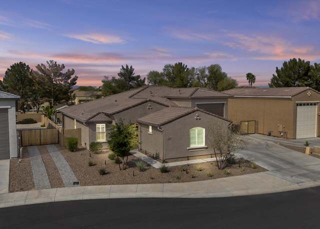 Property at 14370 W Hearn Rd, Surprise, AZ 85379, 4 beds, 3 baths