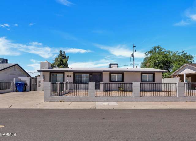 Property at 102 W Holly Ln, Avondale, AZ 85323, 4 beds, 2 baths