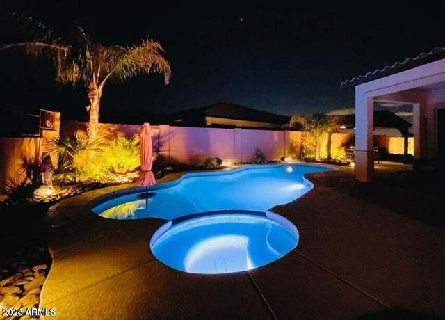 Property at 2028 E Chama Dr, Phoenix, AZ 85024, 5 beds, 3 baths
