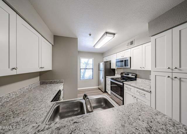 Property at 2025 E Campbell Ave #137, Phoenix, AZ 85016, 2 beds, 2 baths