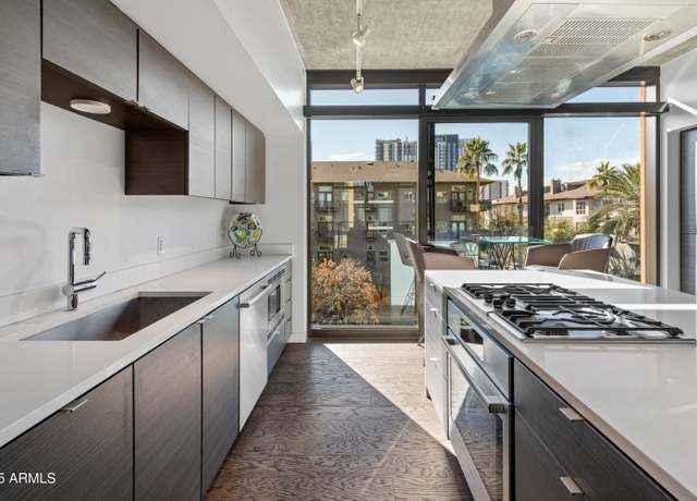 Property at 100 W Portland St #401, Phoenix, AZ 85003, 2 beds, 2 baths