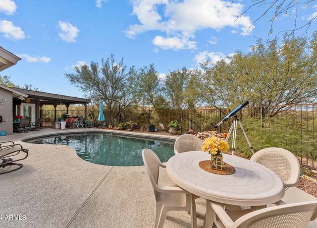 Property at 51312 N Mockingbird Trl, Wickenburg, AZ 85390, 3 beds, 2 baths