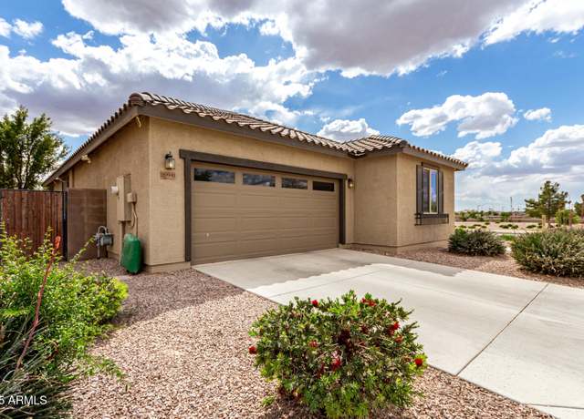 Property at 20941 E Pecan Ln, Queen Creek, AZ 85142, 3 beds, 2 baths
