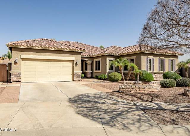 Property at 14302 W Laurel Ln, Surprise, AZ 85379, 3 beds, 2.5 baths
