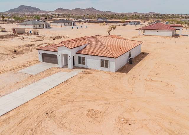 Property at 11604 S Airport Rd, Buckeye, AZ 85326, 5 beds, 3 baths
