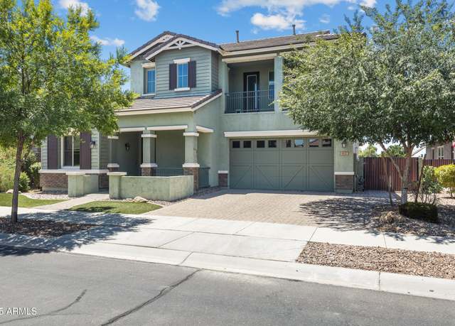 Property at 4137 E Cynthia St, Gilbert, AZ 85295, 5 beds, 5 baths