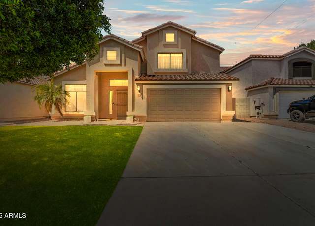 Property at 332 N Cobblestone St, Gilbert, AZ 85234, 4 beds, 2.5 baths