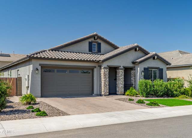 Property at 2995 W Lynx Dr, San Tan Valley, AZ 85144, 3 beds, 2.5 baths