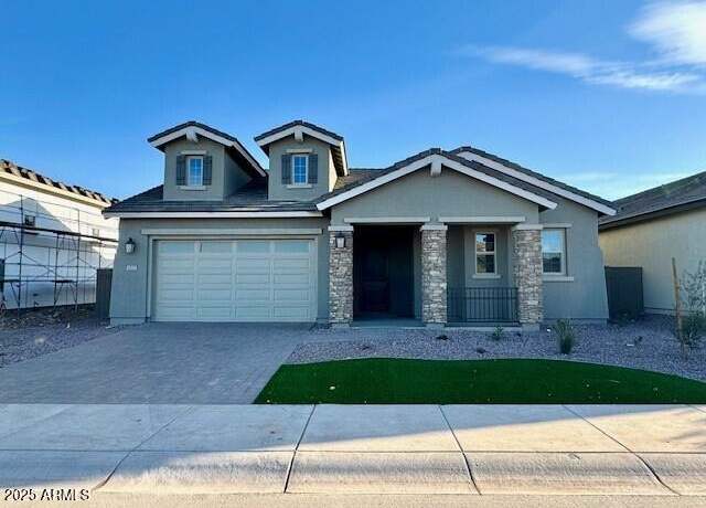 Property at 10015 W Verde Ln, Avondale, AZ 85392, 5 beds, 3 baths