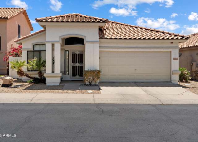 Property at 10035 E Sheena Dr, Scottsdale, AZ 85260, 3 beds, 2 baths