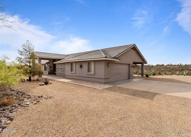 Property at 360 Bonita Dr, Wickenburg, AZ 85390, 3 beds, 2 baths