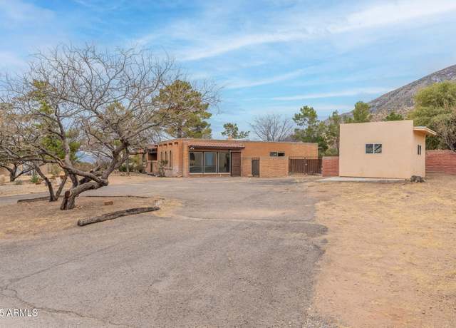 Property at 5374 E Spring Rd, Hereford, AZ 85615, 4 beds, 2.5 baths