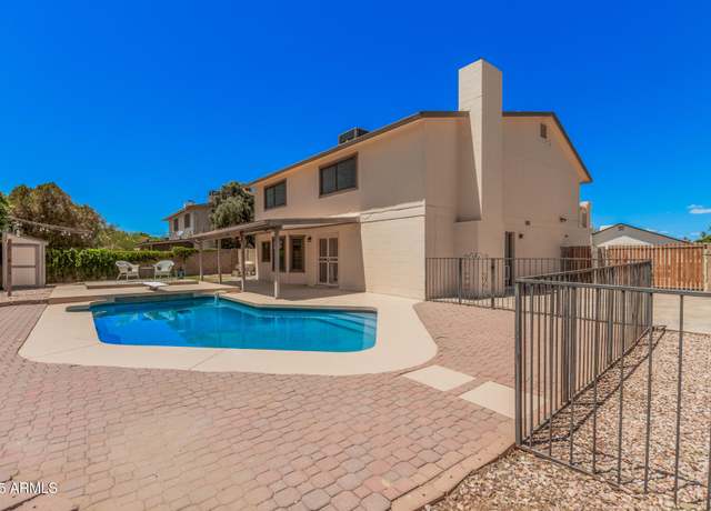 Property at 6101 W Sunnyside Dr, Glendale, AZ 85304, 4 beds, 2.5 baths