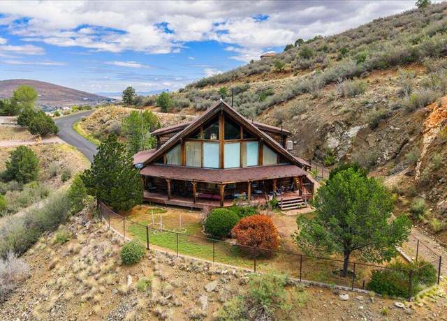 Property at 105 N Fitzmaurice Dr, Prescott, AZ 86303, 3 beds, 3 baths