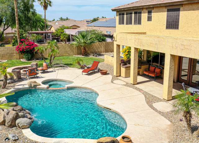 Property at 11150 S Star Ct, Goodyear, AZ 85338, 5 beds, 3 baths