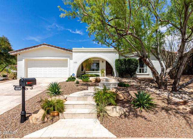 Property at 1602 E Las Palmaritas Dr, Phoenix, AZ 85020, 2 beds, 2 baths