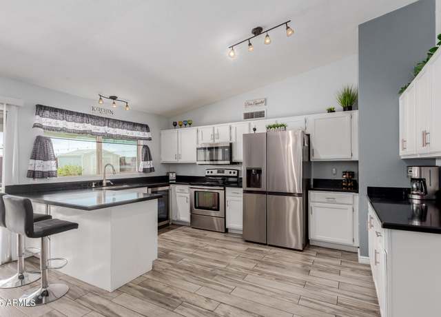 Property at 7235 W Flower St, Phoenix, AZ 85033, 3 beds, 2 baths
