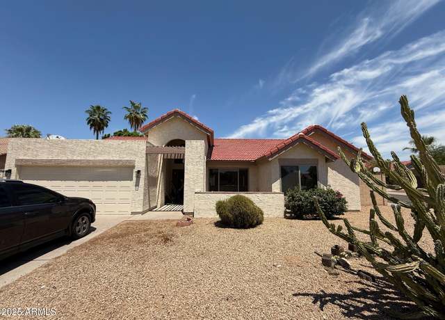 Property at 11128 E Sahuaro Dr, Scottsdale, AZ 85259, 3 beds, 2 baths