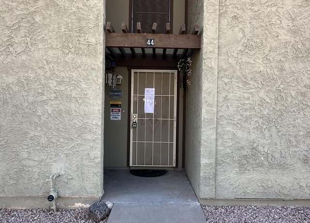 Property at 1051 S Dobson Rd #44, Mesa, AZ 85202, 3 beds, 2 baths