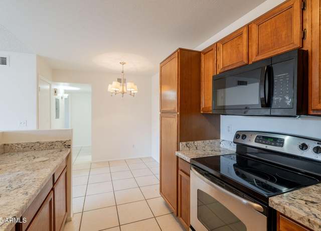 Property at 623 W Guadalupe Rd #171, Mesa, AZ 85210, 2 beds, 2 baths