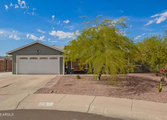 Property at 9672 N 72nd Ave, Peoria, AZ 85345, 3 beds, 2 baths
