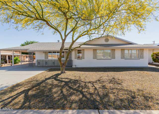 Property at 10509 W Snead Dr, Sun City, AZ 85351, 3 beds, 2 baths