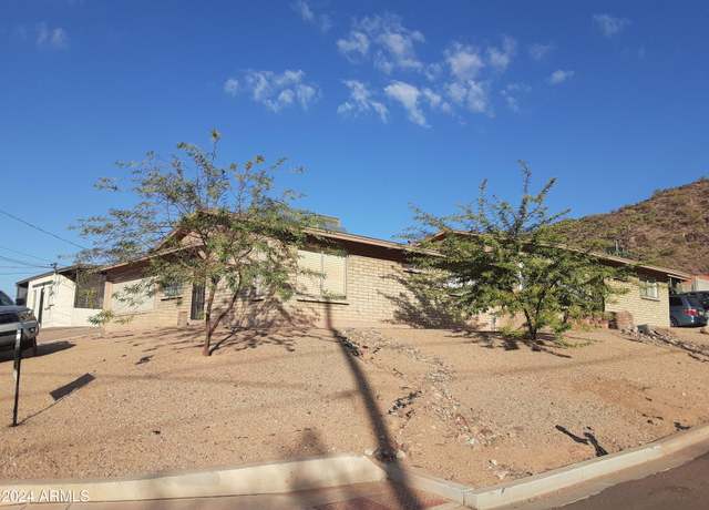 Property at 1502 W Shangri La Rd, Phoenix, AZ 85029, 4 beds, 2 baths