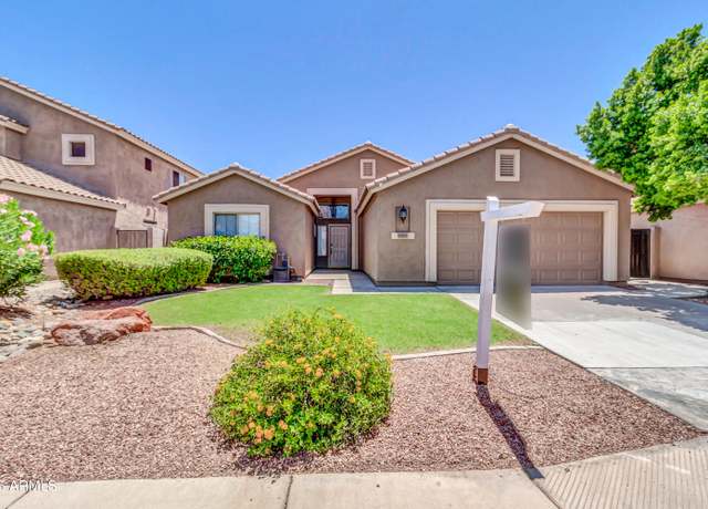 Property at 1071 E Windsor Dr E, Gilbert, AZ 85296, 3 beds, 2 baths
