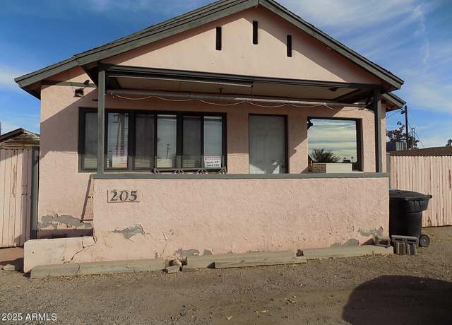 Property at 205 S Mesa Dr, Mesa, AZ 85210, 5 beds, 1.5 baths