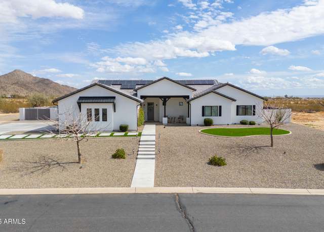 Property at 6645 N Paint Ln, Casa Grande, AZ 85194, 5 beds, 3.5 baths