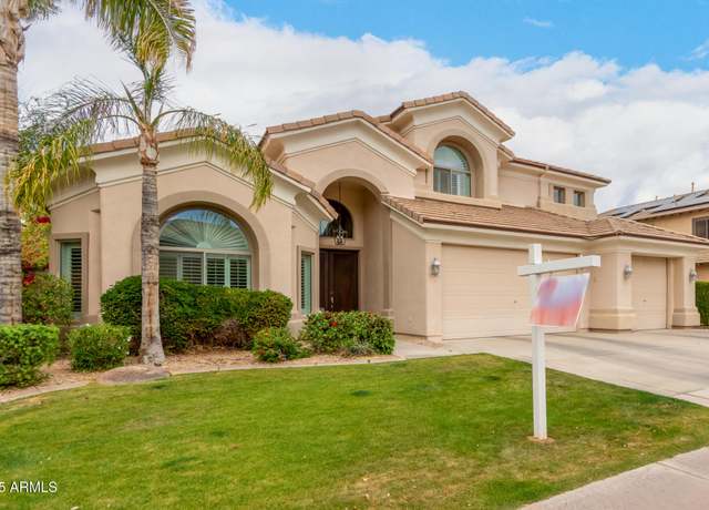Property at 1682 E Jade Pl, Chandler, AZ 85286, 4 beds, 2.5 baths