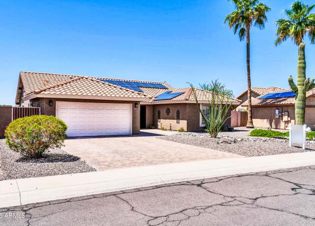 Property at 20004 N 98th Ln, Peoria, AZ 85382, 2 beds, 2 baths