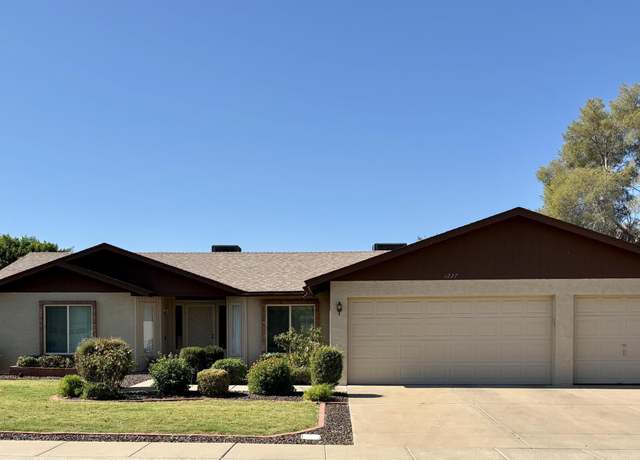 Property at 3227 W Kristal Way, Phoenix, AZ 85027, 3 beds, 2 baths