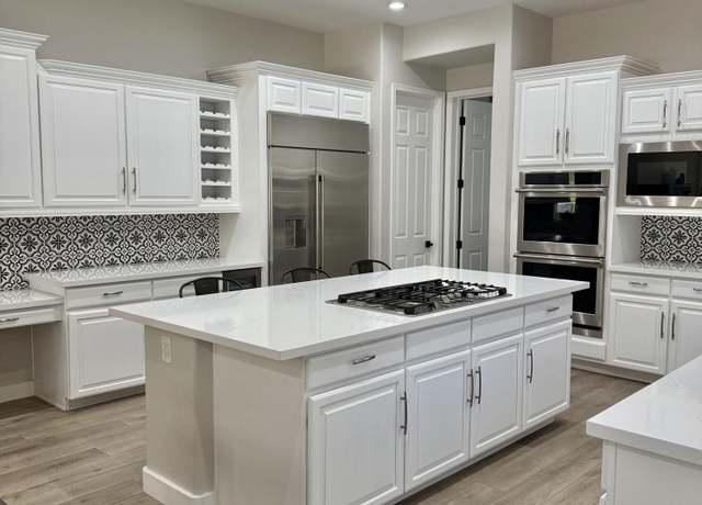 Property at 3957 E Expedition Way, Phoenix, AZ 85050, 5 beds, 4.5 baths