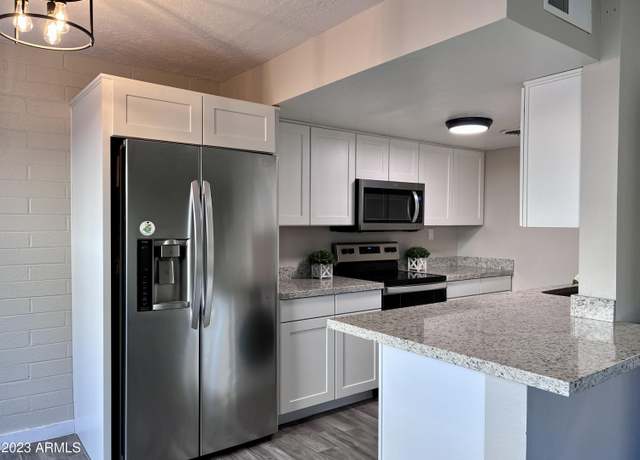 Property at 1013 N Granite Reef Rd, Scottsdale, AZ 85257, 2 beds, 1.5 baths