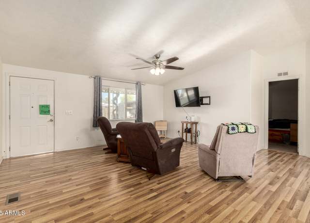 Property at 3529 W Ross Ave, Glendale, AZ 85308, 5 beds, 3 baths