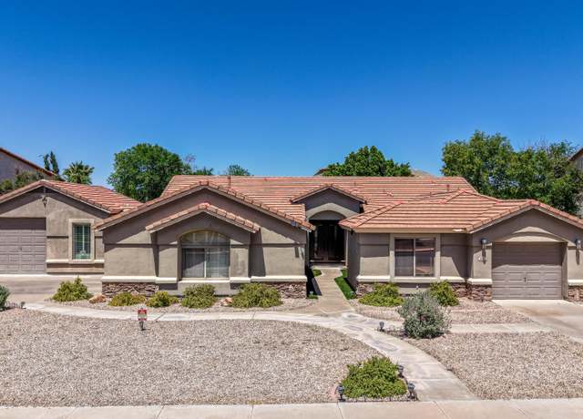 Property at 3060 E Hope St, Mesa, AZ 85213, 4 beds, 5 baths