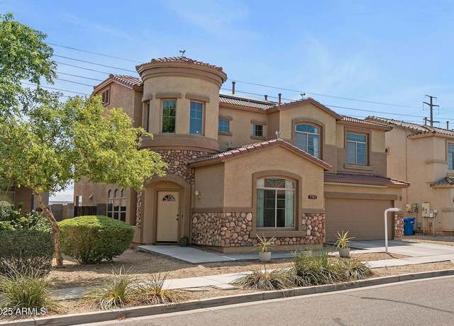 Property at 7505 S 15th Dr, Phoenix, AZ 85041, 5 beds, 2.5 baths
