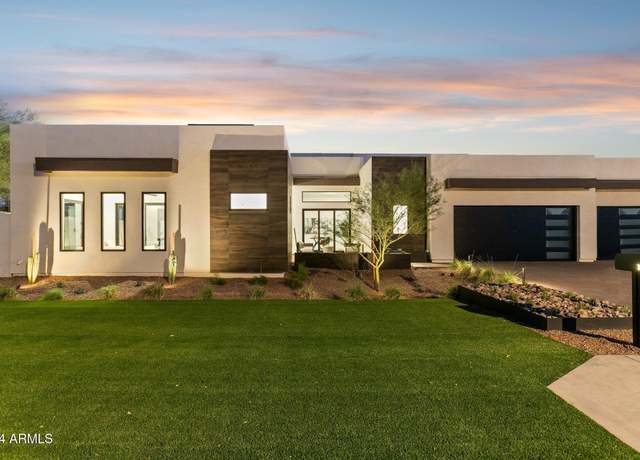 Property at 1819 E Myrtle Ave, Phoenix, AZ 85020, 4 beds, 5 baths
