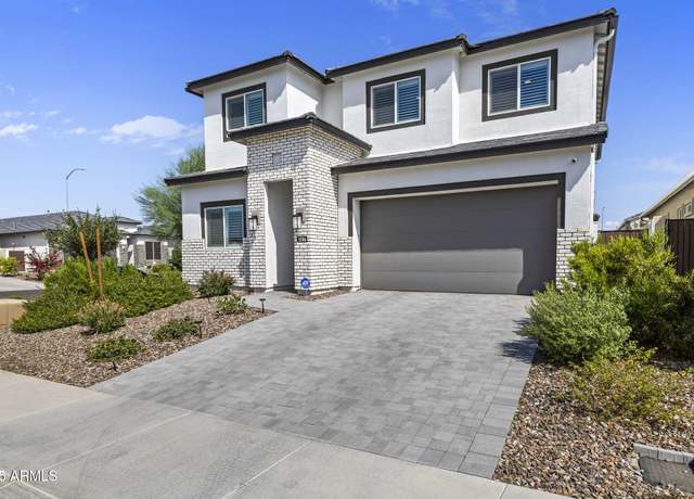 Property at 5106 E Village Dr, Scottsdale, AZ 85254, 5 beds, 3 baths