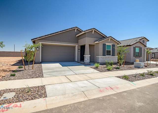 Property at 921 W Finch Dr, Queen Creek, AZ 85142, 4 beds, 3.5 baths