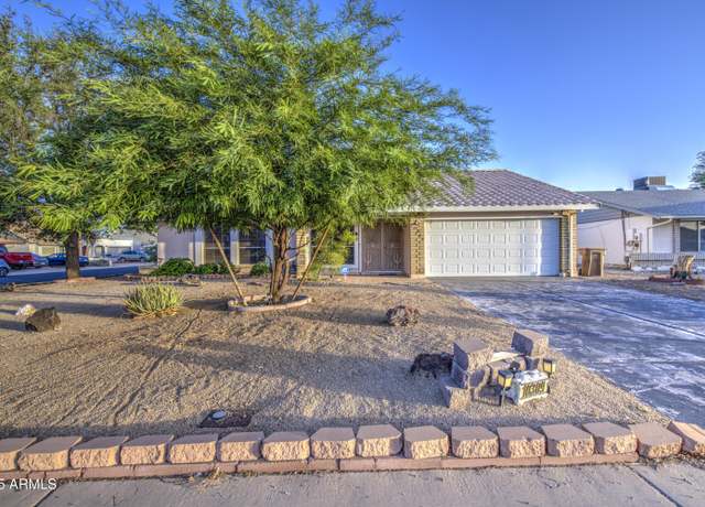 Property at 10309 W Royal Palm Rd, Peoria, AZ 85345, 3 beds, 2 baths