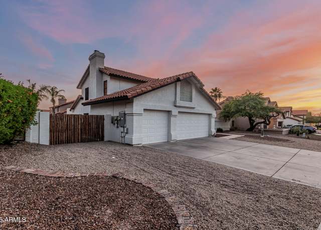 Property at 6133 E Saddleback St, Mesa, AZ 85215, 3 beds, 2.5 baths