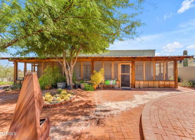 Property at 22900 W Eagle Mountain Rd, Buckeye, AZ 85326, 2 beds, 2 baths