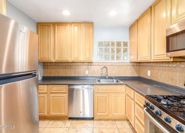 Property at 735 W Coolidge St, Phoenix, AZ 85013, 6 beds, 3 baths